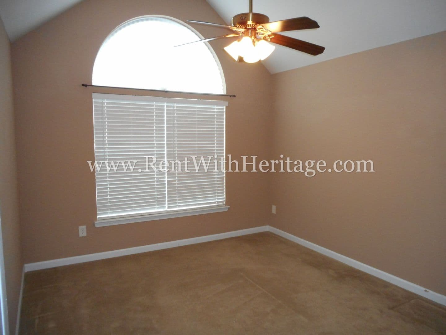 Newnan House: 61 Briandwood Dr.