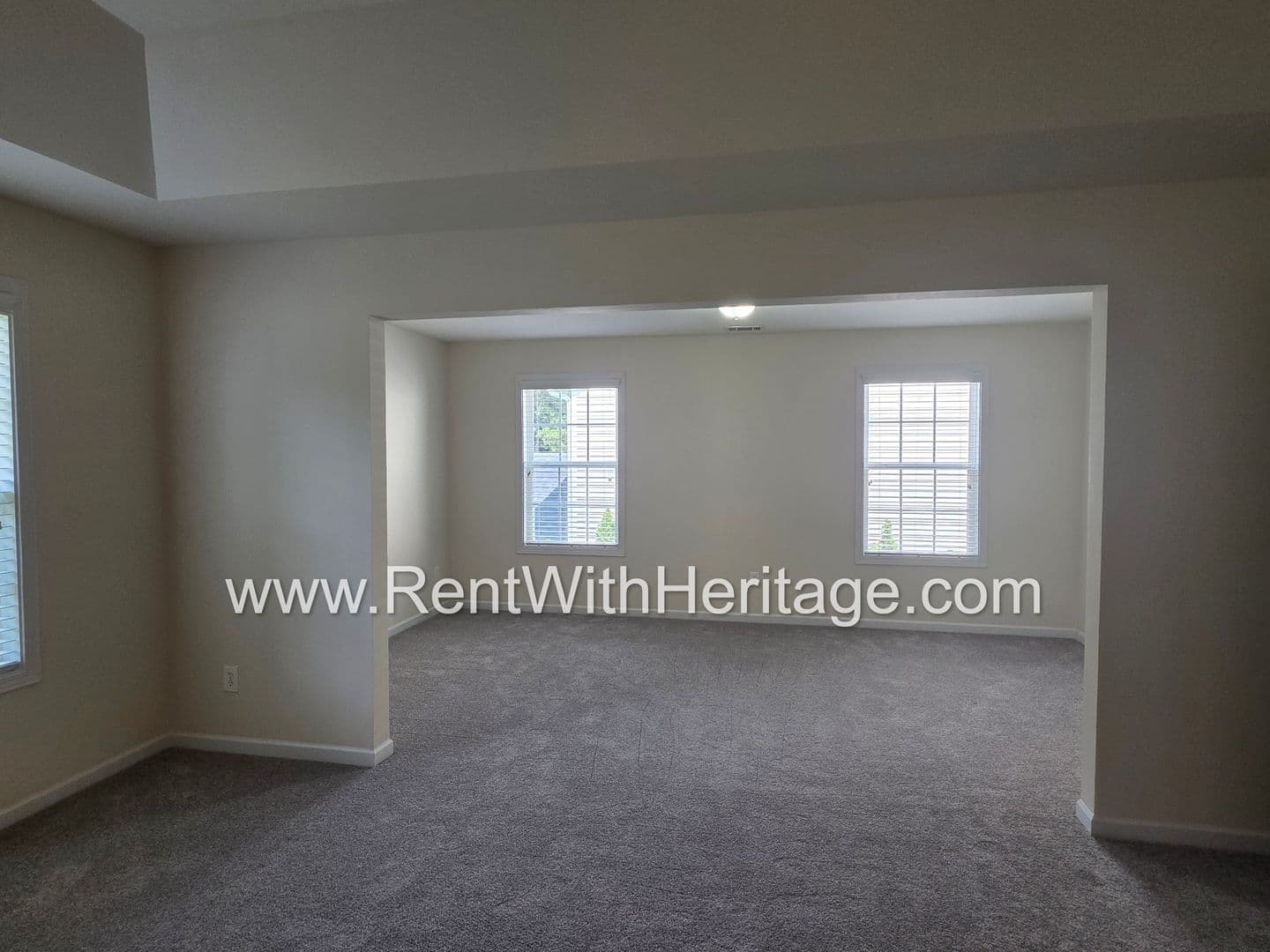 Villa Rica House: 202 Summergate Ln.