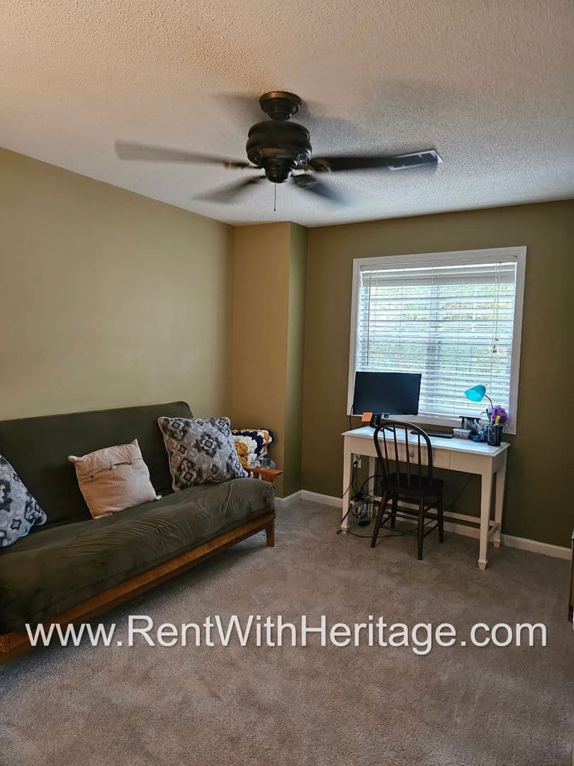 Douglasville House: 6849 Quail Pl