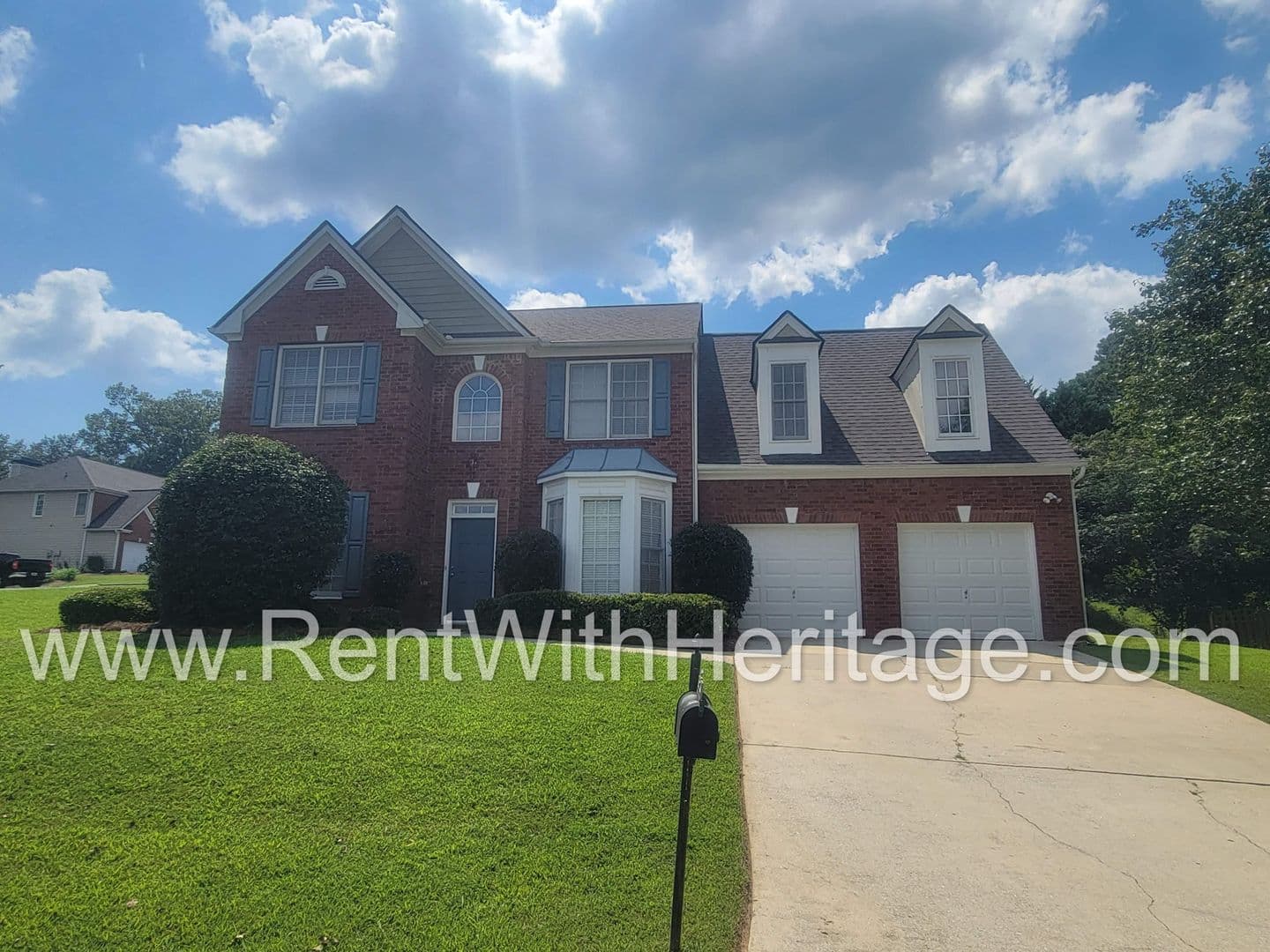 Powder Springs House: 2924 Villa Lake Dr.