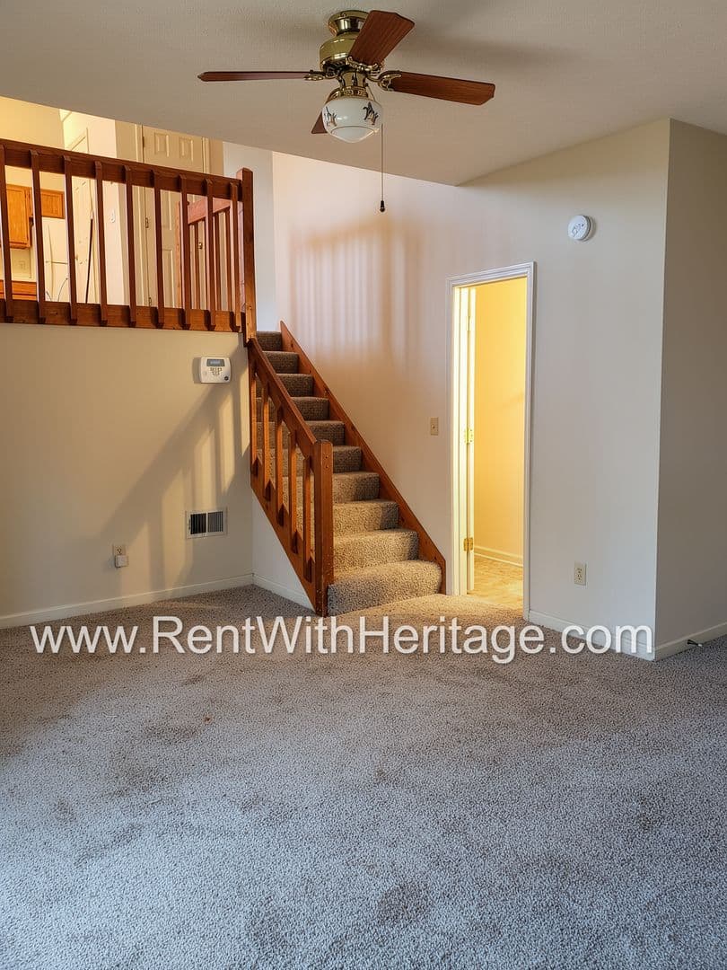 Lithia Springs House: 2120 Windy Oak Ct
