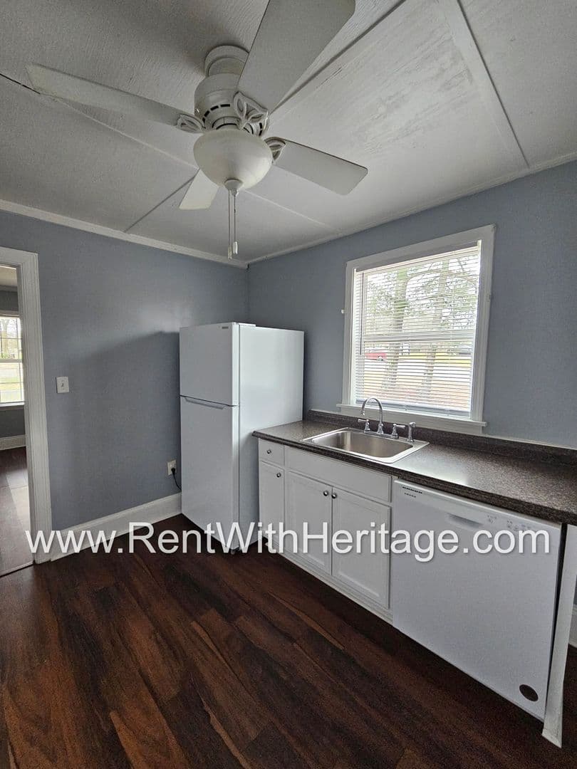Douglasville Condo: 8657 Campbellton St.