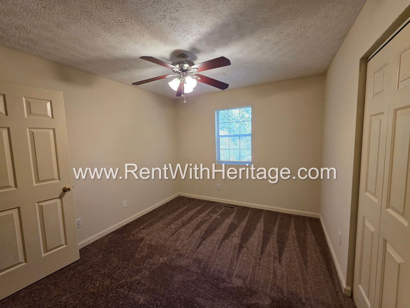 Lithia Springs House: 2120 Windy Oak Ct