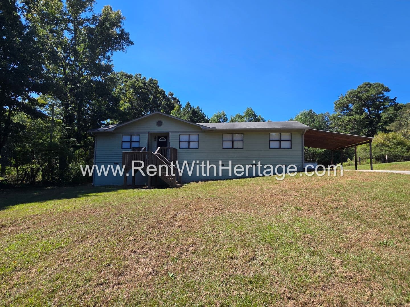 Douglasville House: 1529 S Burnt Hickory Rd.
