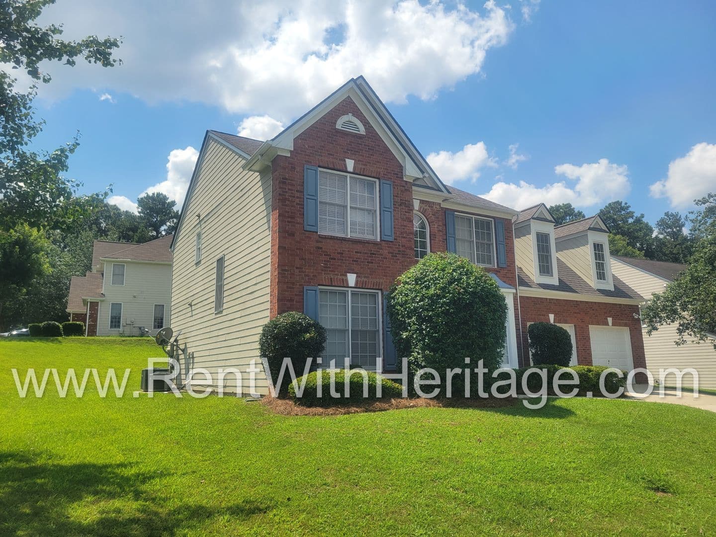 Powder Springs House: 2924 Villa Lake Dr.