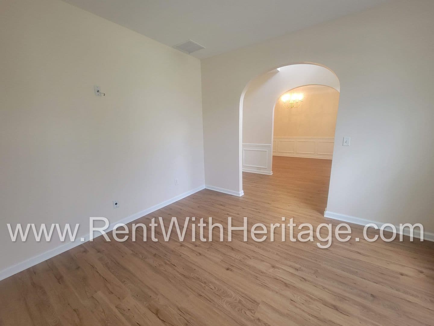 Powder Springs House: 2924 Villa Lake Dr.