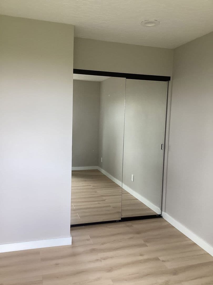 WALDPORT Apartment: 816 SW PACIFIC COAST HWY