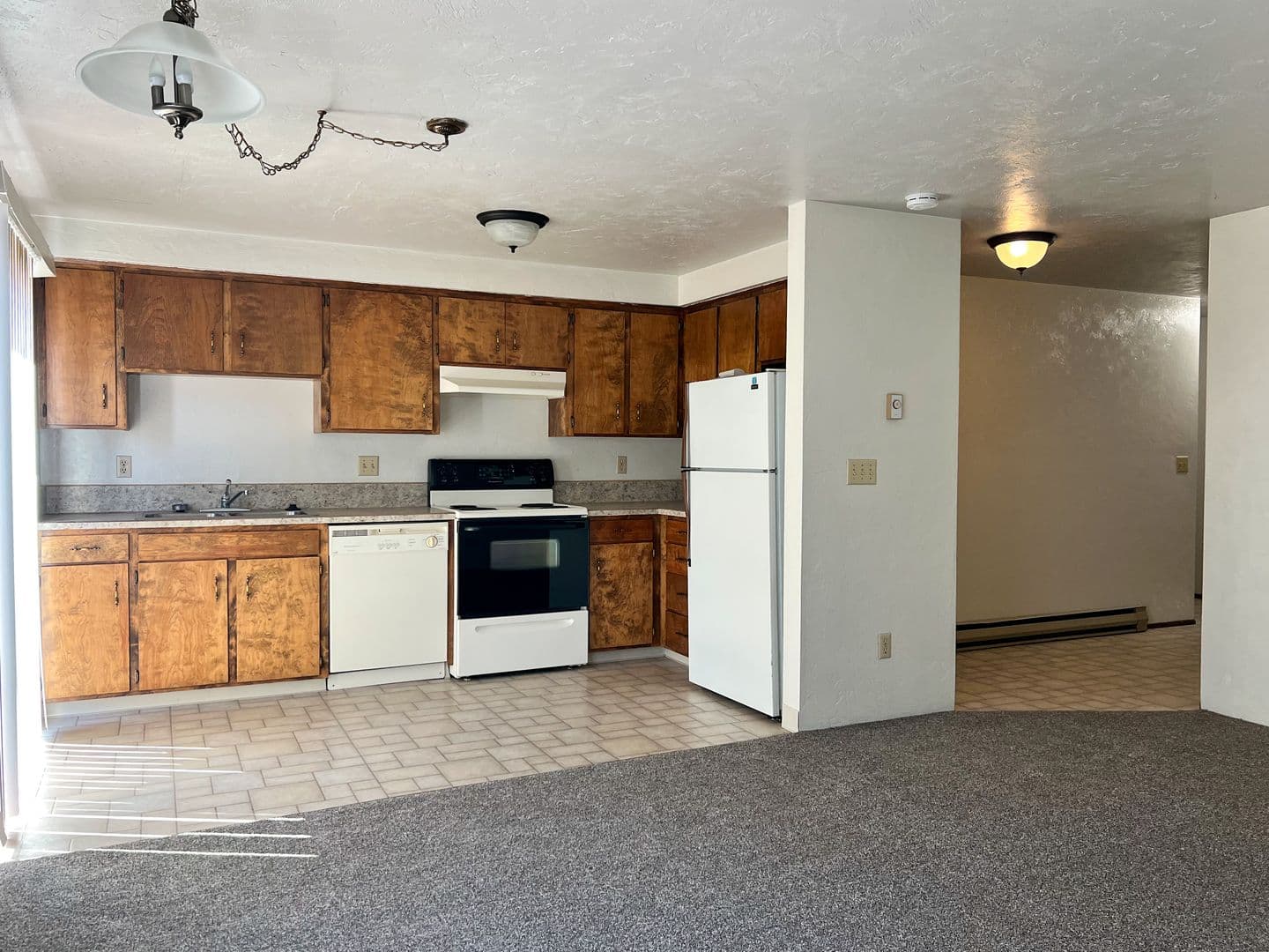 LEBANON Apartment: 412 MARY ST