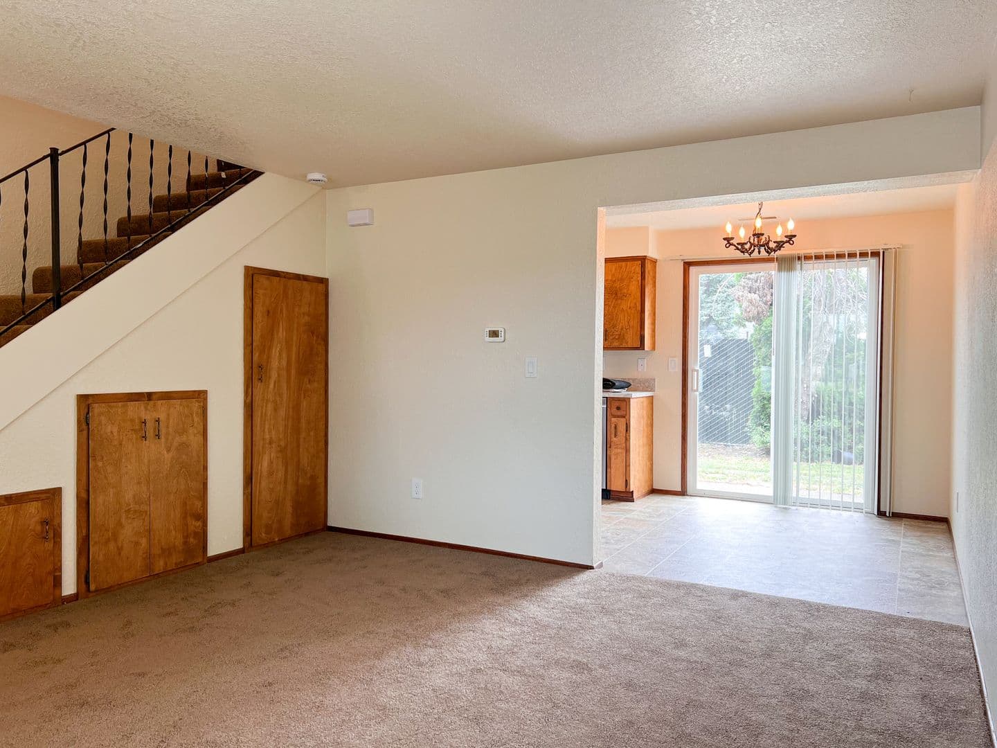 LEBANON Apartment: 155 S. 8TH ST #1-8