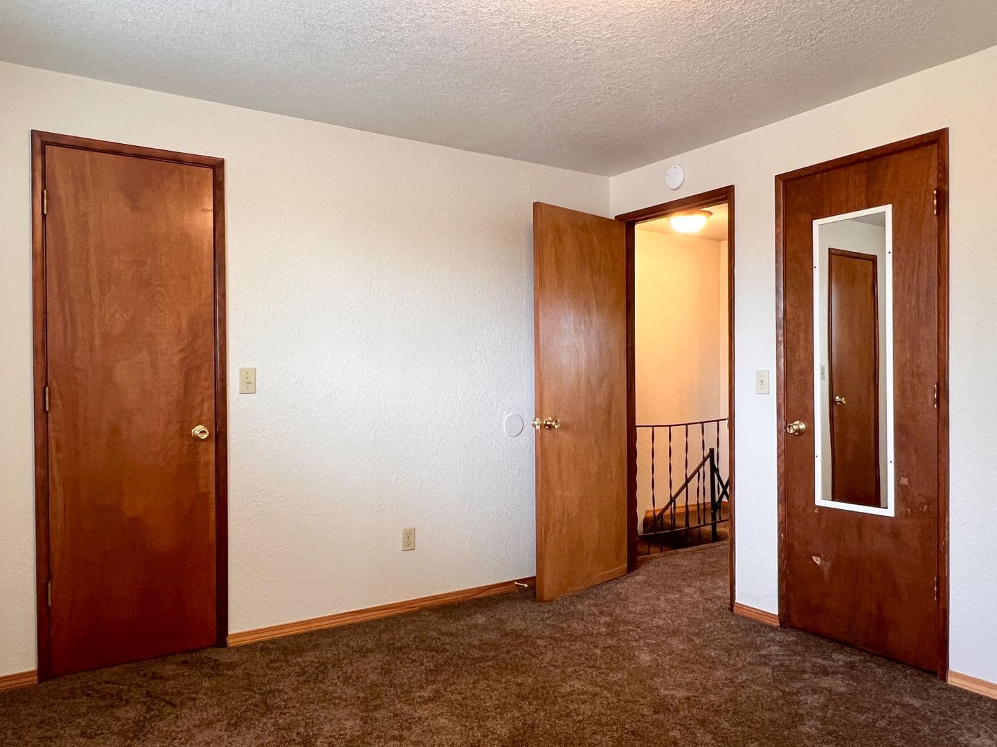 LEBANON Apartment: 155 S. 8TH ST #1-8