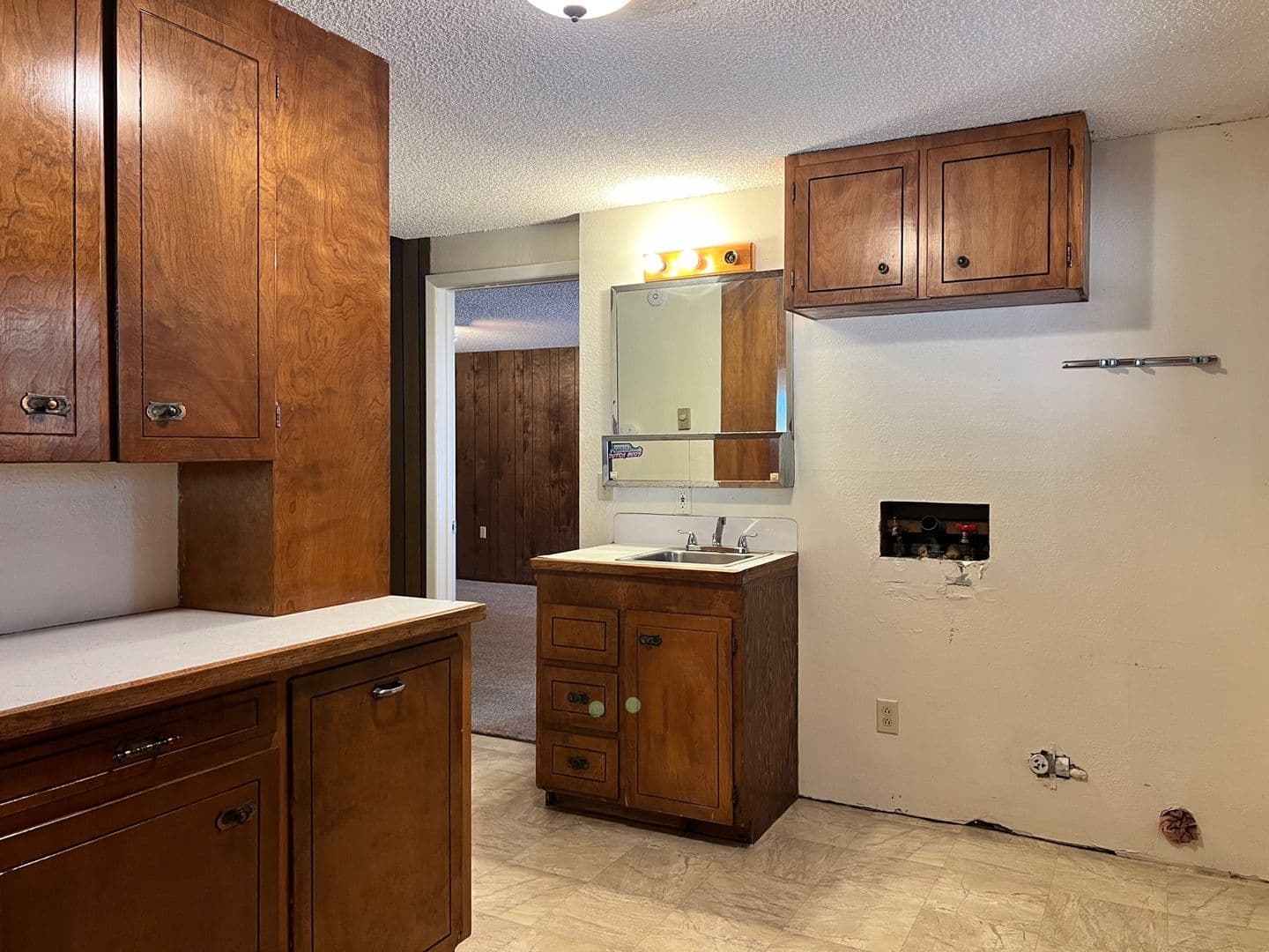 LEBANON Apartment: 38355 & 38385 WEIRICH DR.