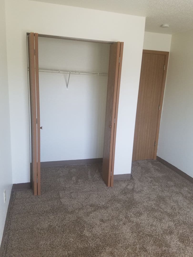 Iowa City Apartment: 514 S. Johnson Street