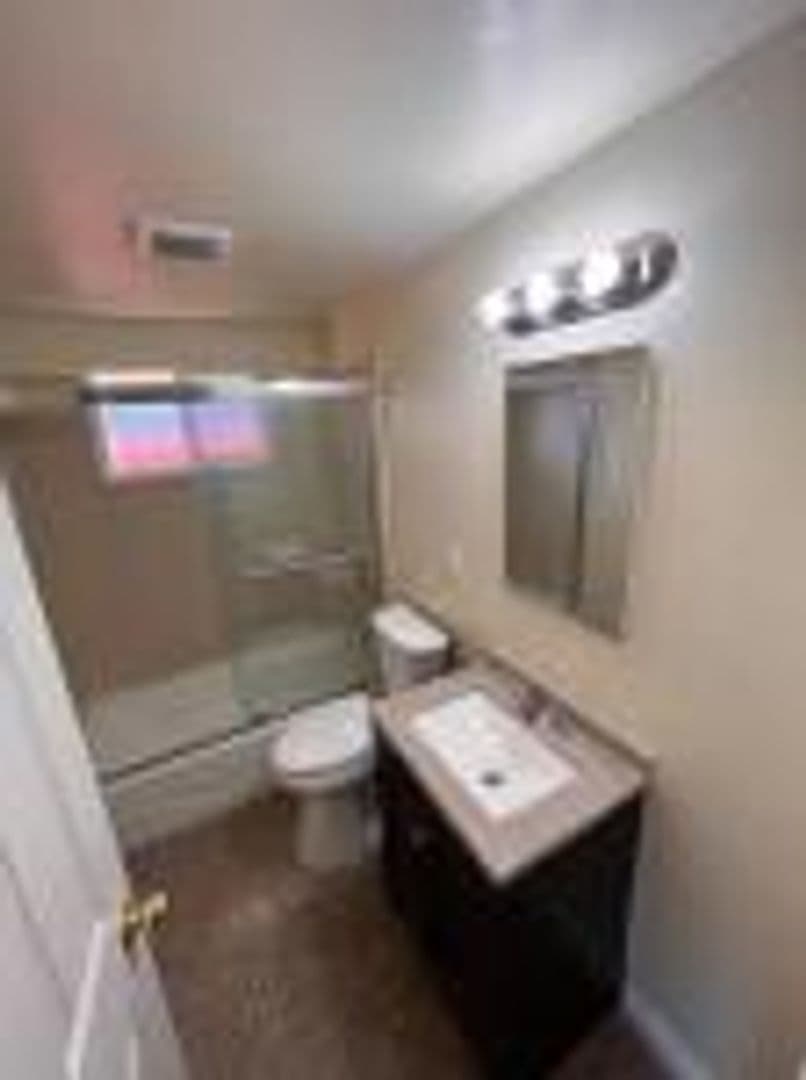 Hayward House: 27801 Ormond Avenue