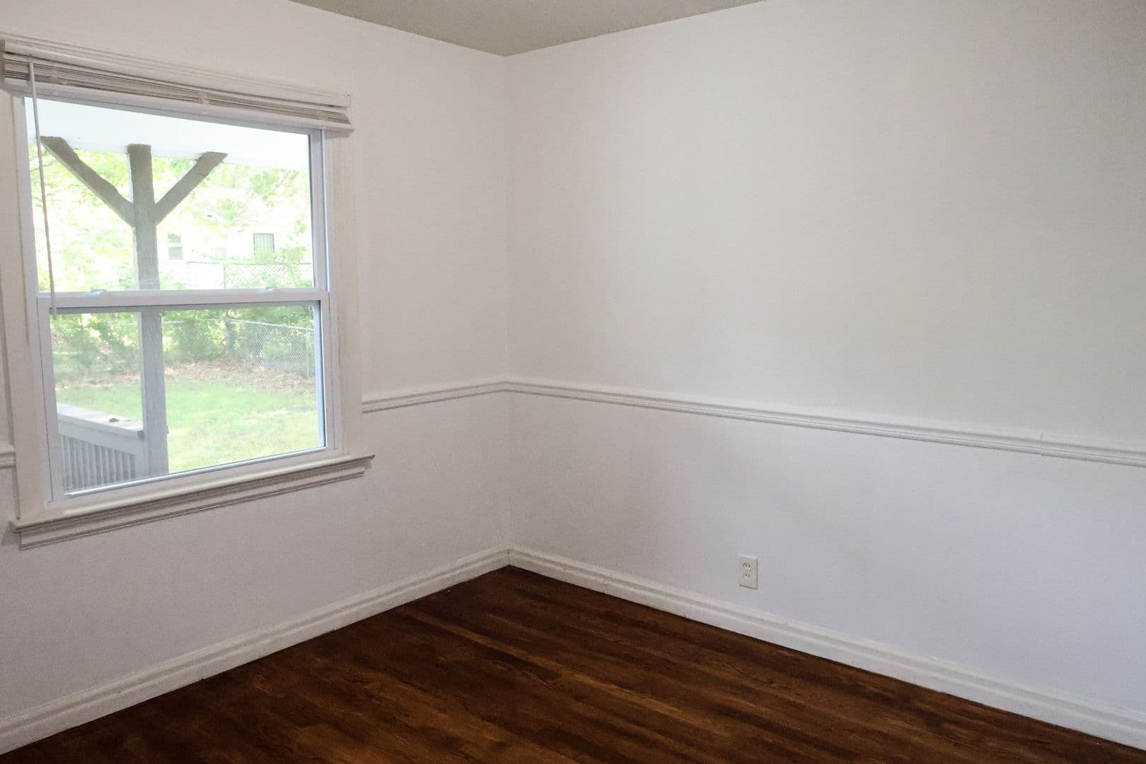 St Louis House: 10522 Byfield Dr