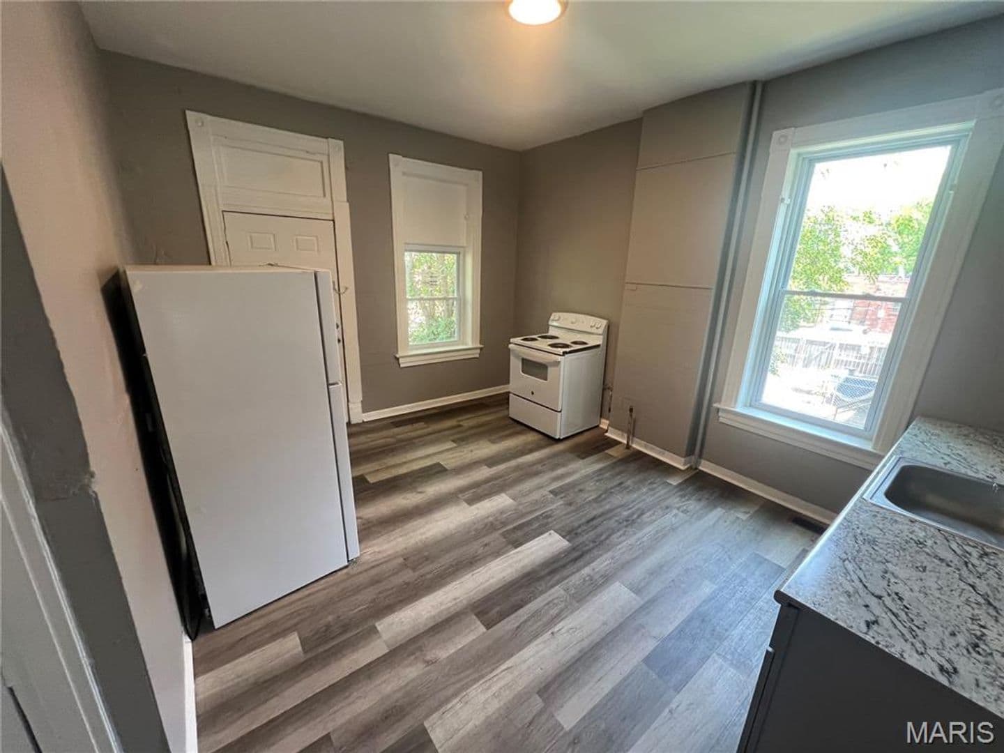 Saint Louis Apartment: 3135 Chippewa Street