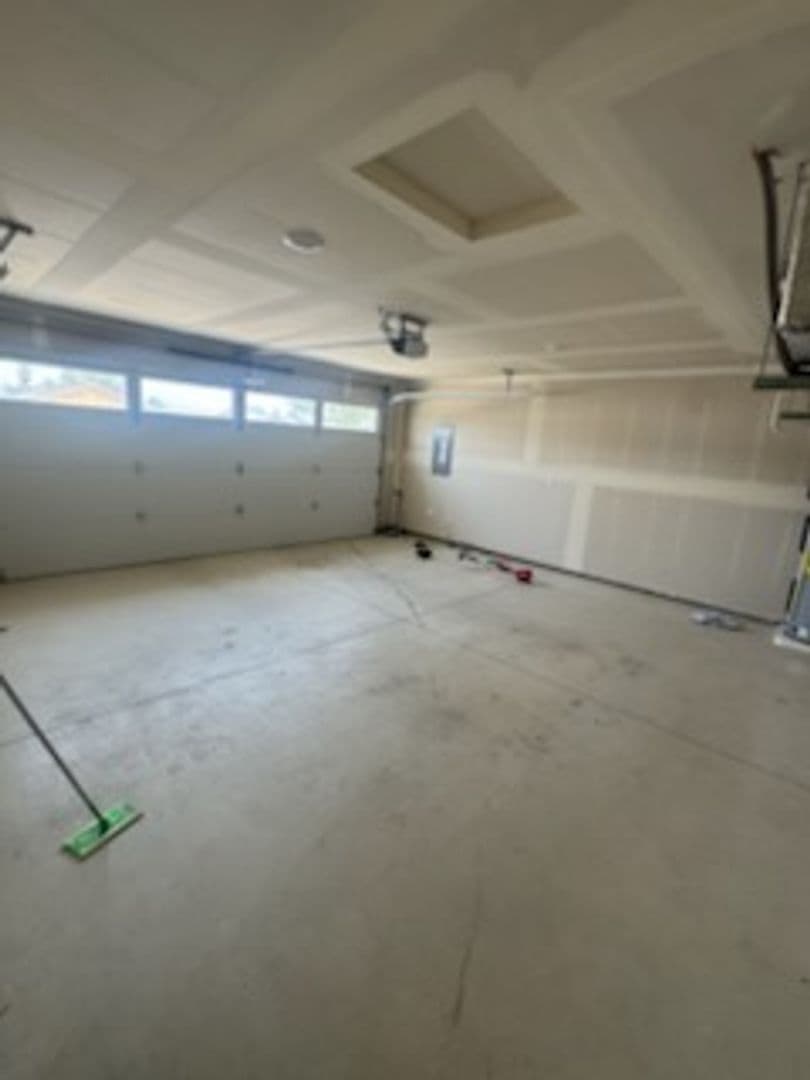 Stanfield House: 805 Tinley St