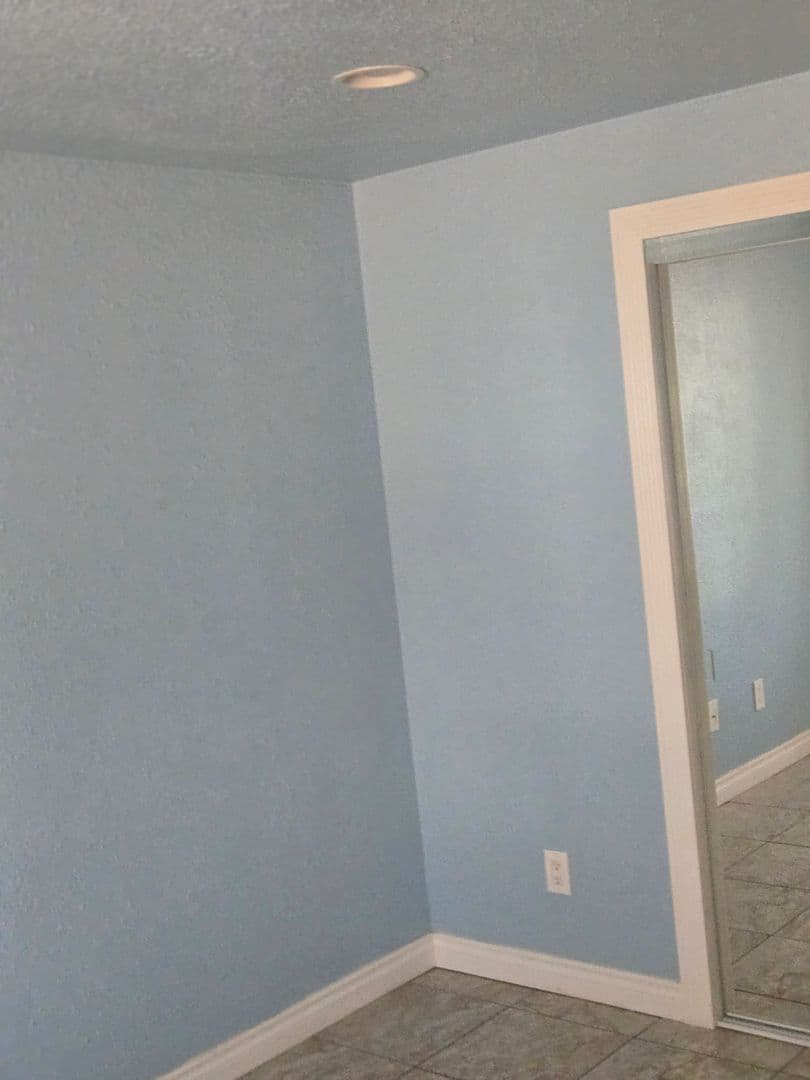 Hermiston House: 810 W Johns Ave