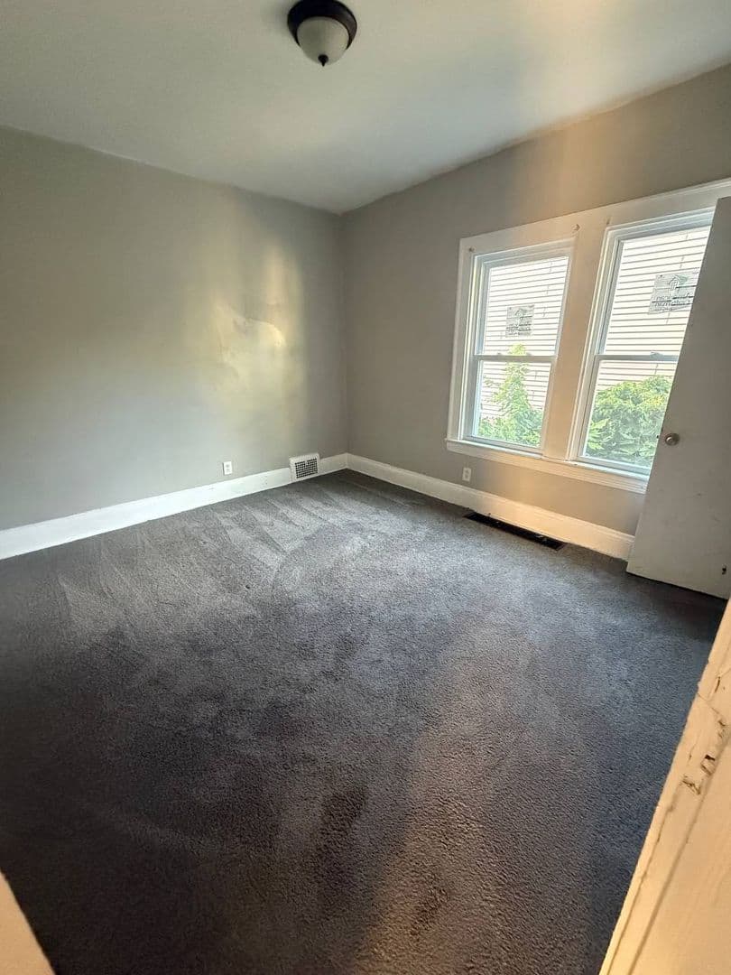 Cleveland Apartment: 3391 East 134th Street