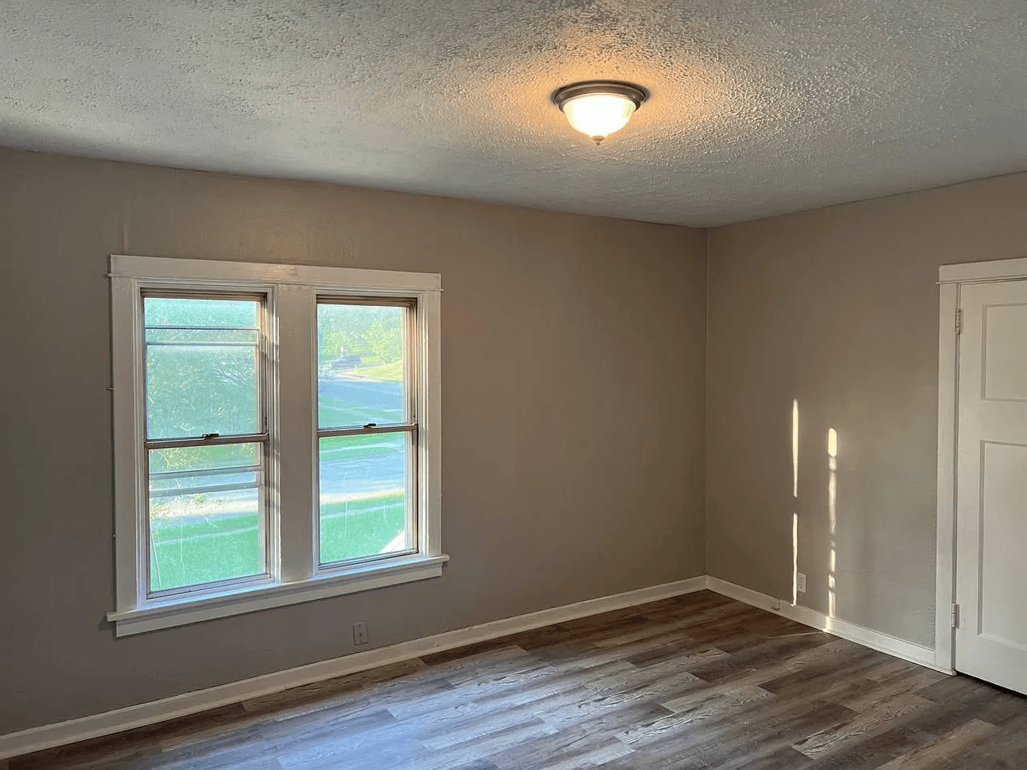 Dayton House: 1045 Philadelphia Dr