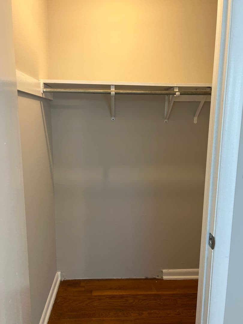 Columbus Apartment: 1171 Sanborn Place