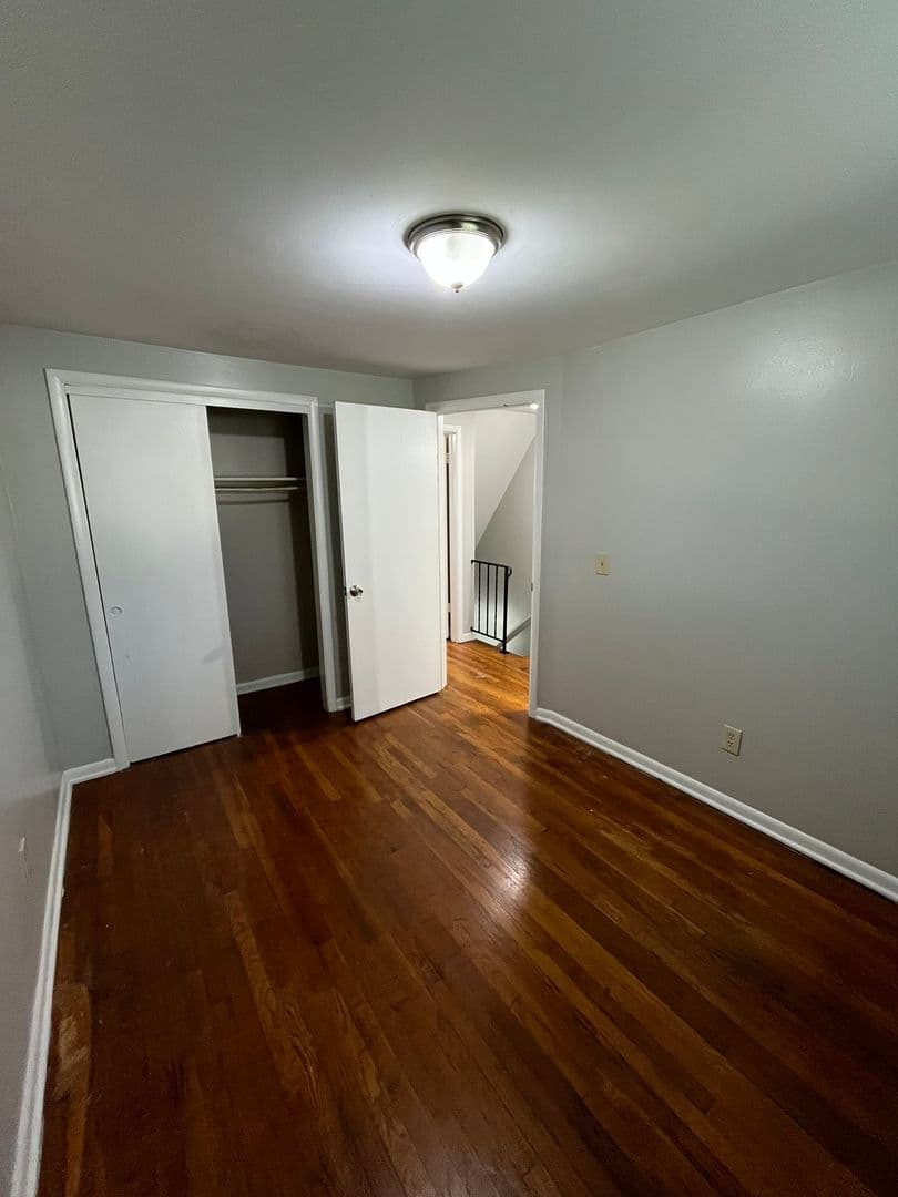 Columbus Apartment: 1171 Sanborn Place