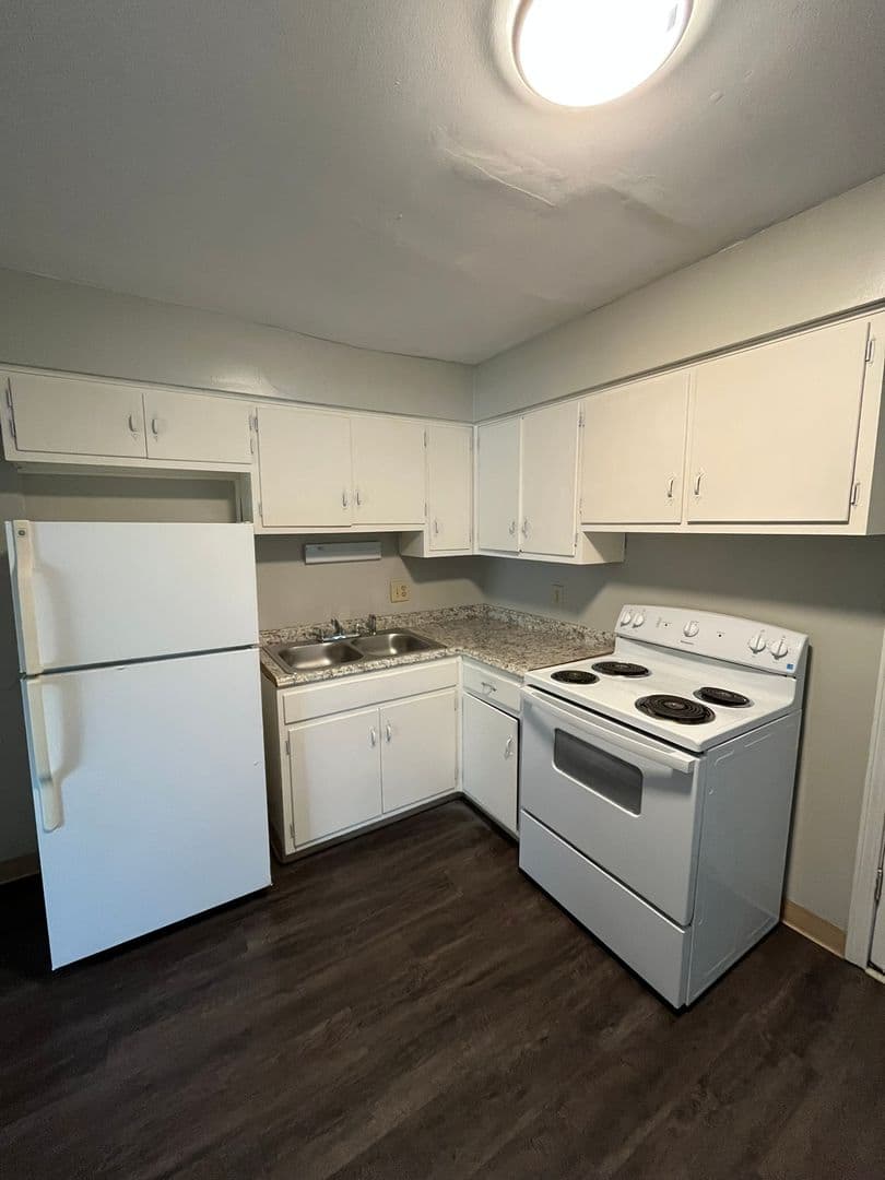 Columbus Apartment: 1171 Sanborn Place