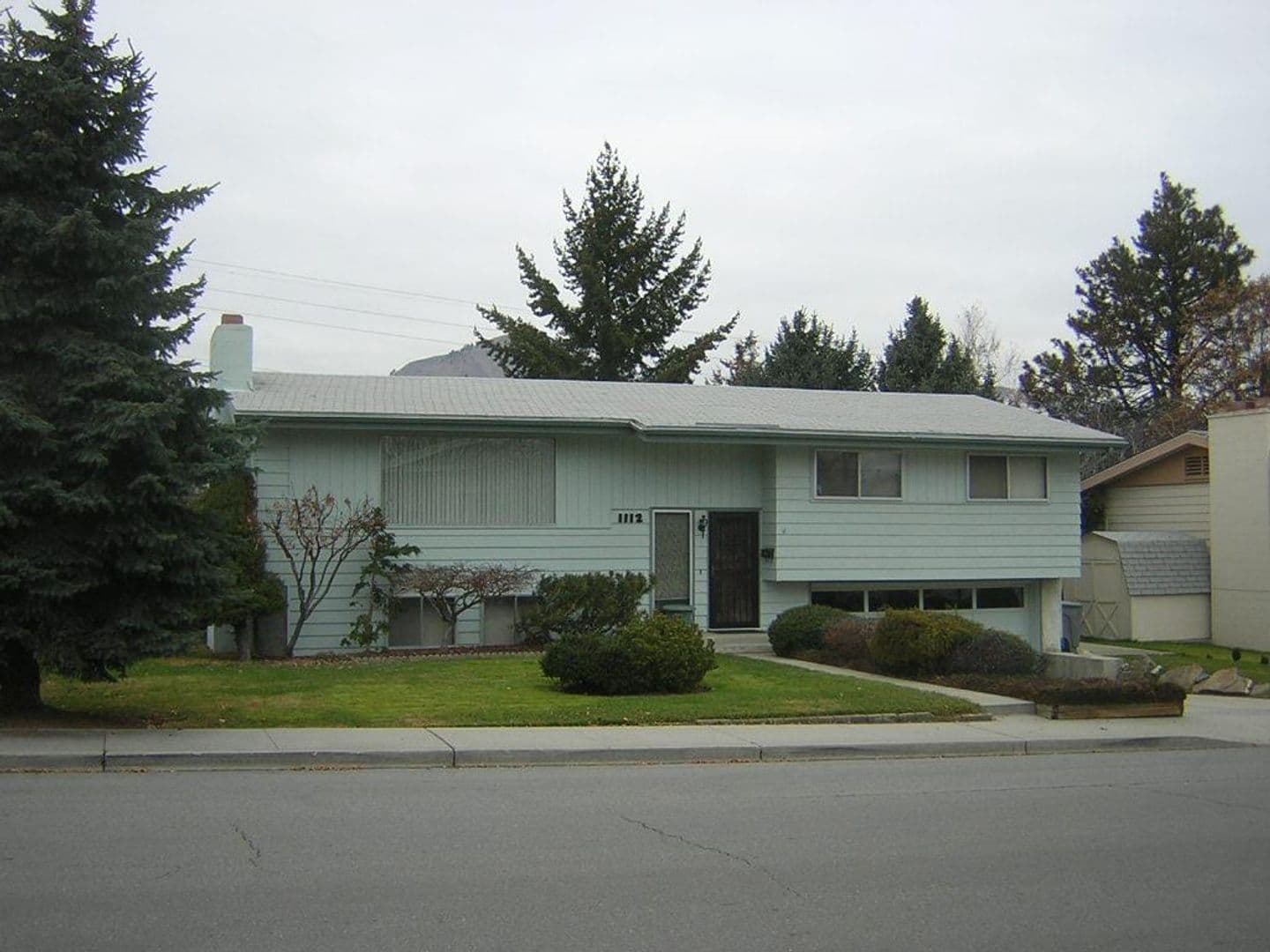 Wenatchee House: 1112 Wedgewood Ave.
