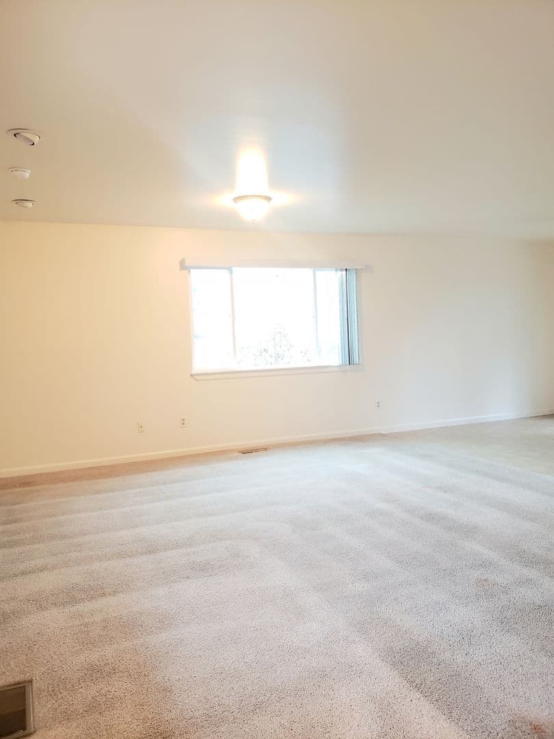 Wenatchee Apartment: 909 Gellatly