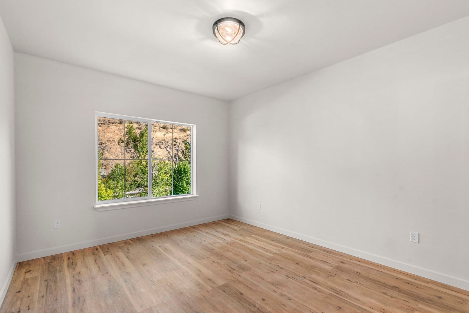 Cashmere Apartment: 412 Aplets Way