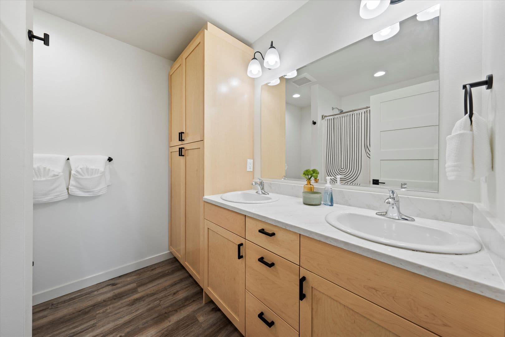 Quincy Townhome: 638 G St NE
