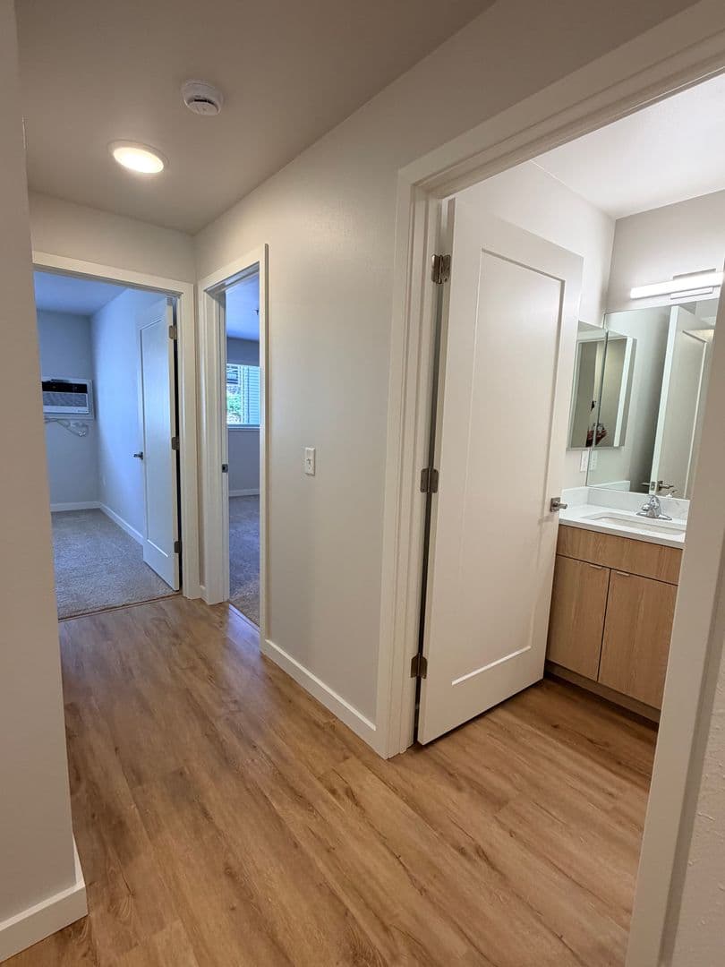 East Wenatchee Apartment: 655 NE 4th