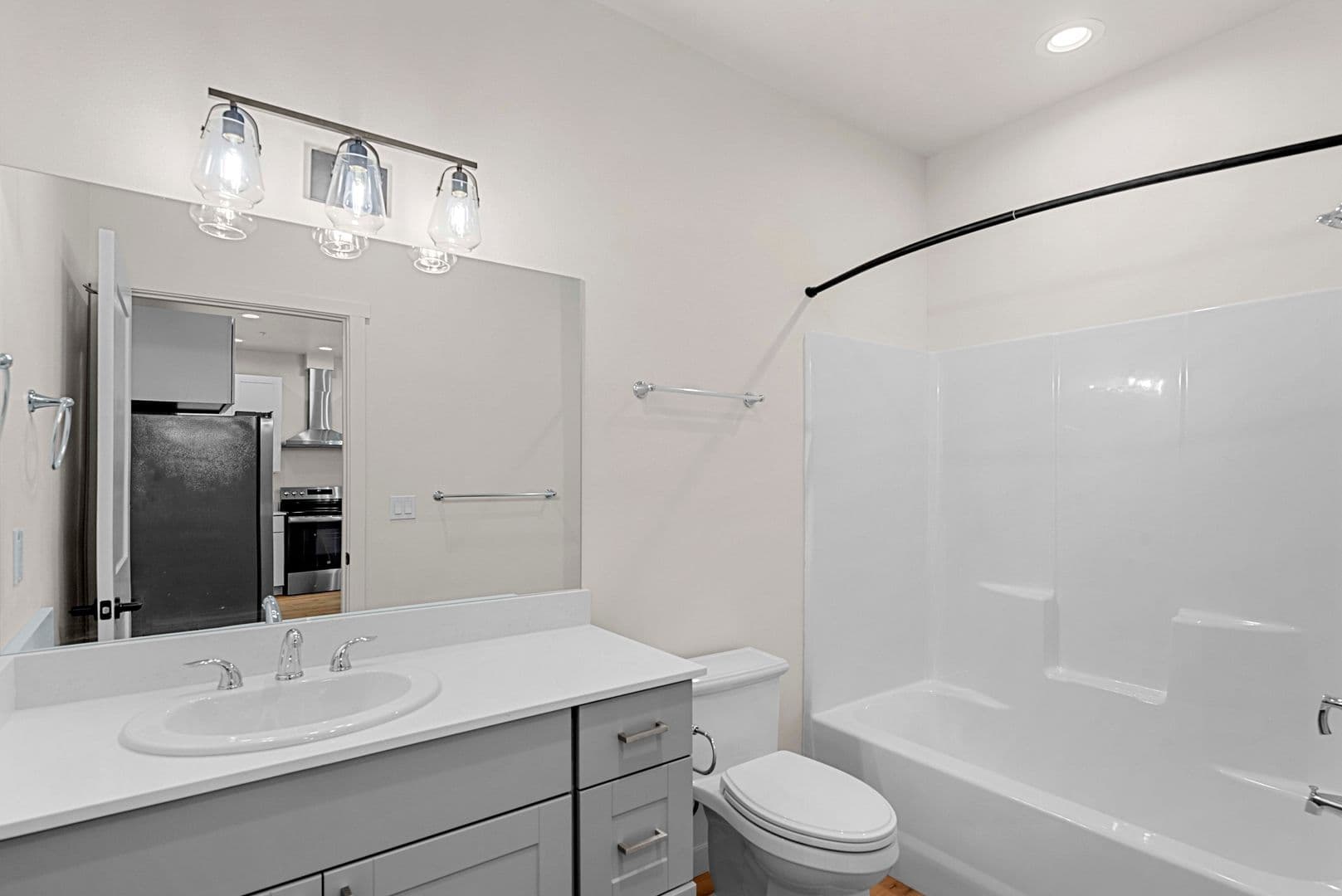 Cashmere Apartment: 412 Aplets Way