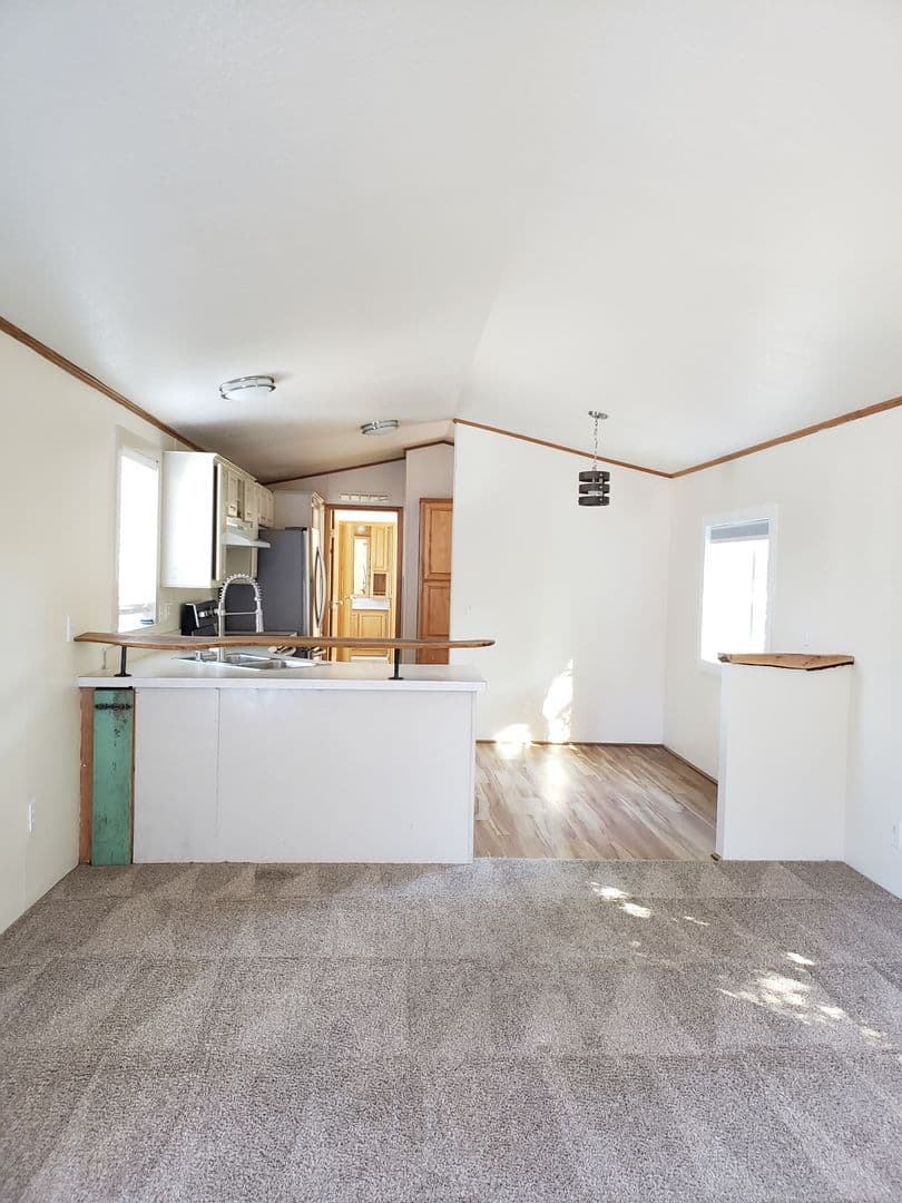 Wenatchee Apartment: 1305 N Wenatchee Ave