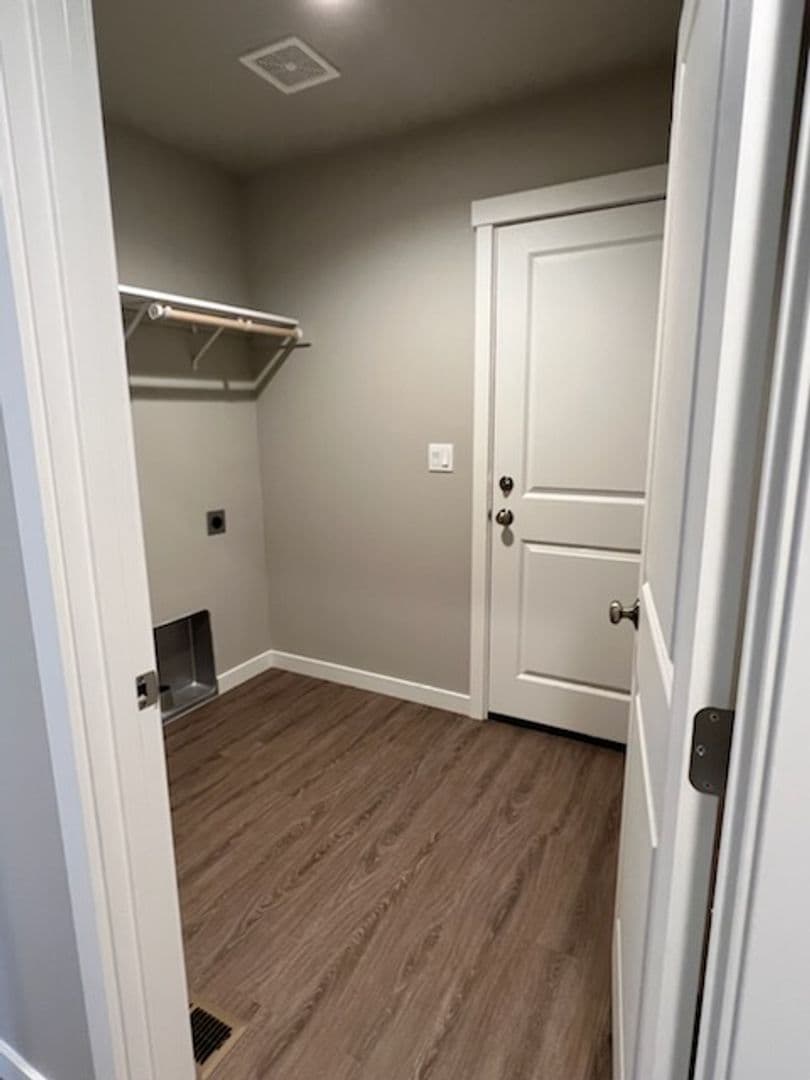 East Wenatchee House: 1098 S New Oak Ln
