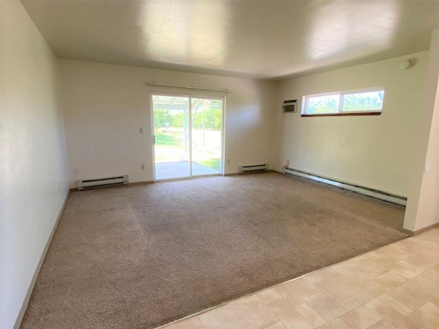 East Wenatchee Apartment: 3120 & 3122 SE 6th St