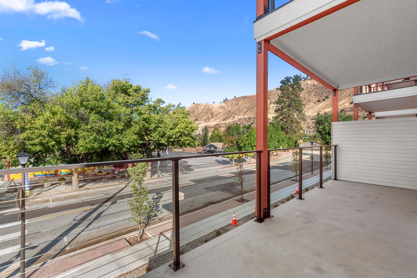 Cashmere Apartment: 412 Aplets Way