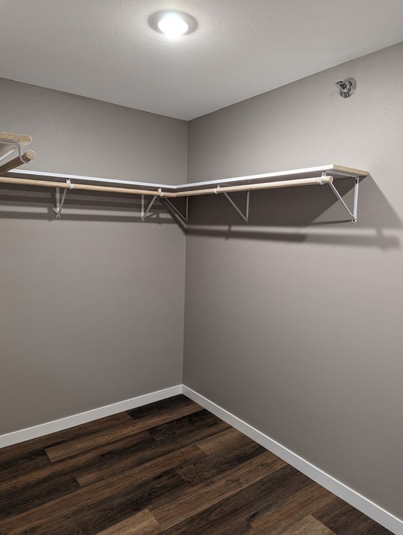 Alexandria Apartment: 1873 10th Avenue E.