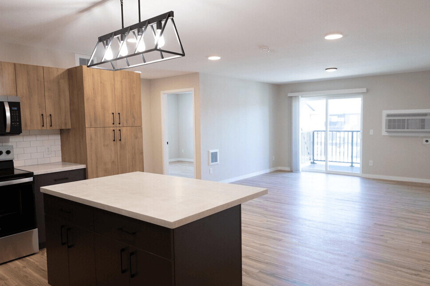 Morris Apartment: 506 Columbia Avenue