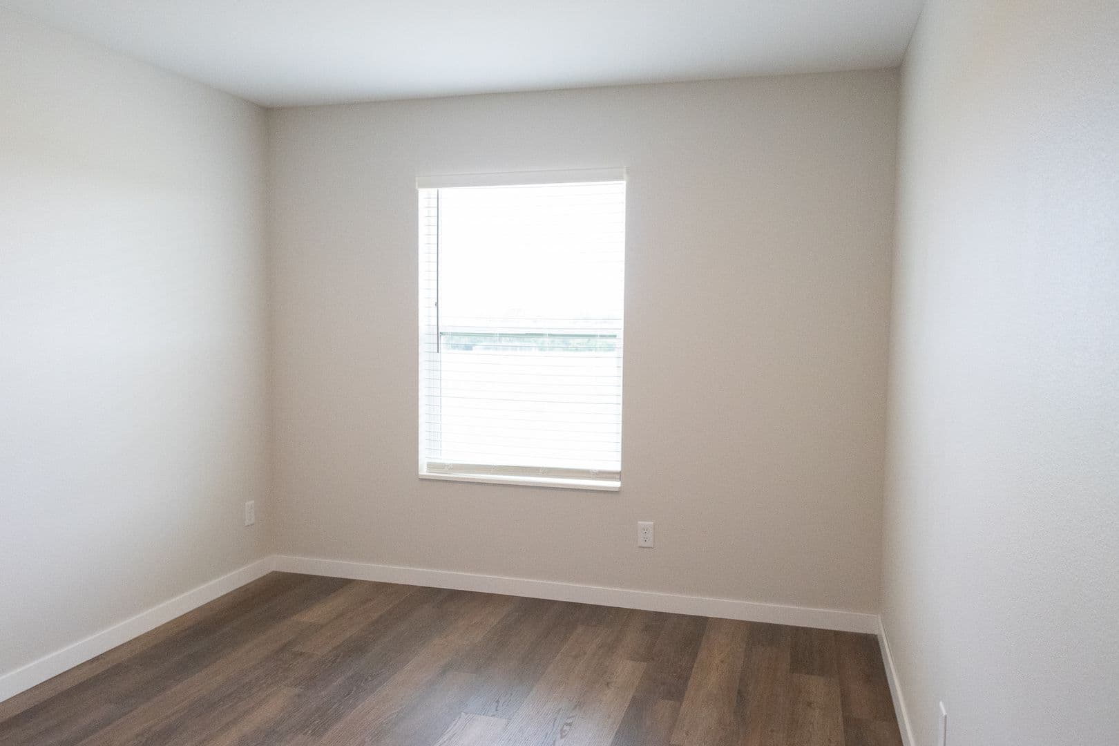 Faribault Apartment: 1740 Willow Street
