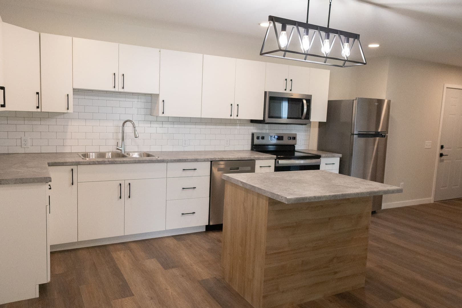 Faribault Apartment: 1740 Willow Street