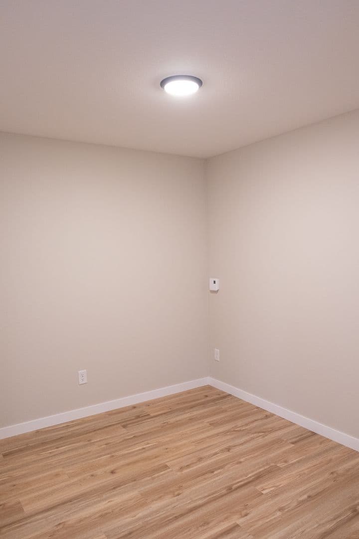 Faribault Apartment: 1750 Willow St