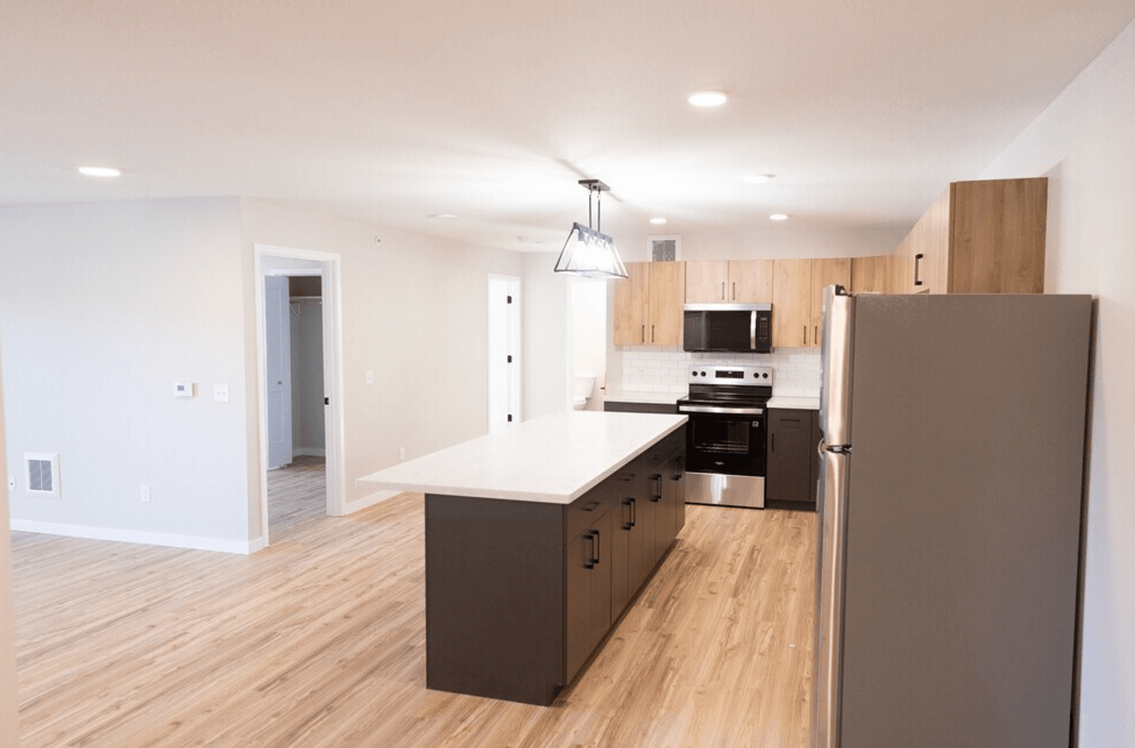 Morris Apartment: 506 Columbia Avenue