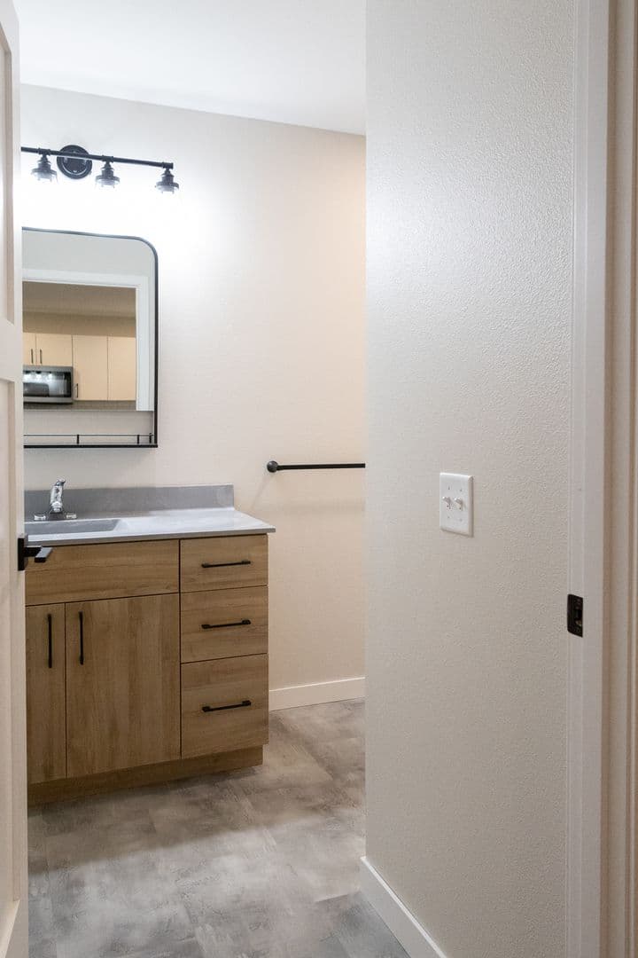 Faribault Apartment: 1740 Willow Street