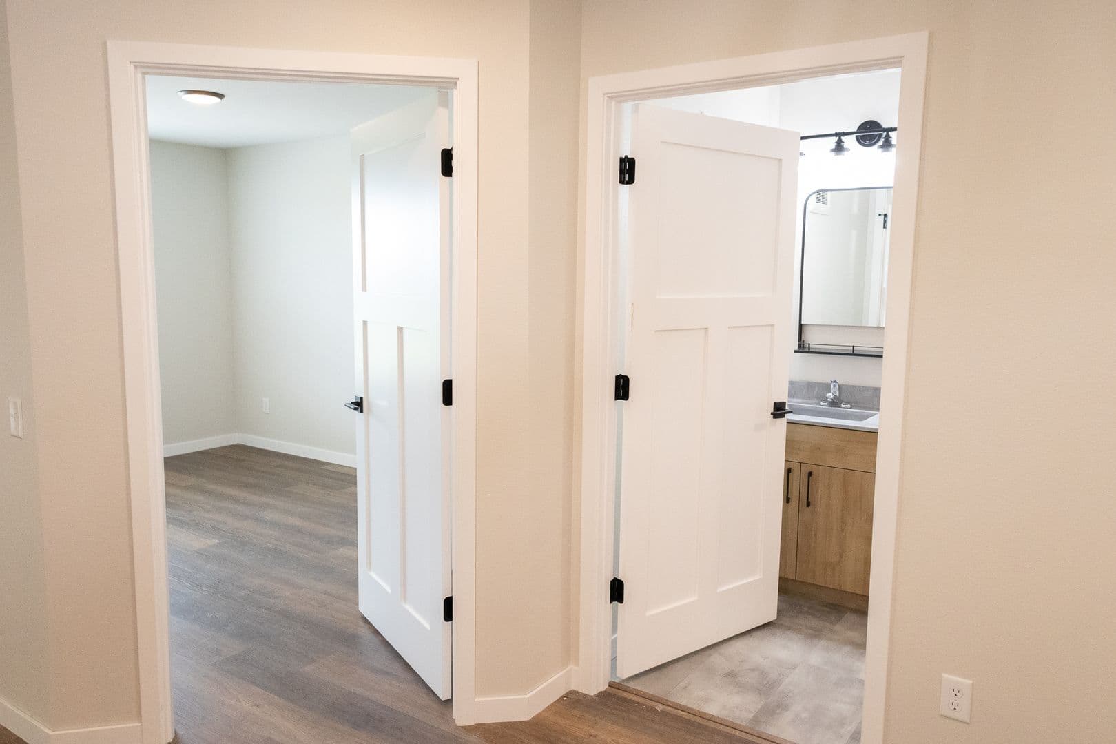 Faribault Apartment: 1740 Willow Street