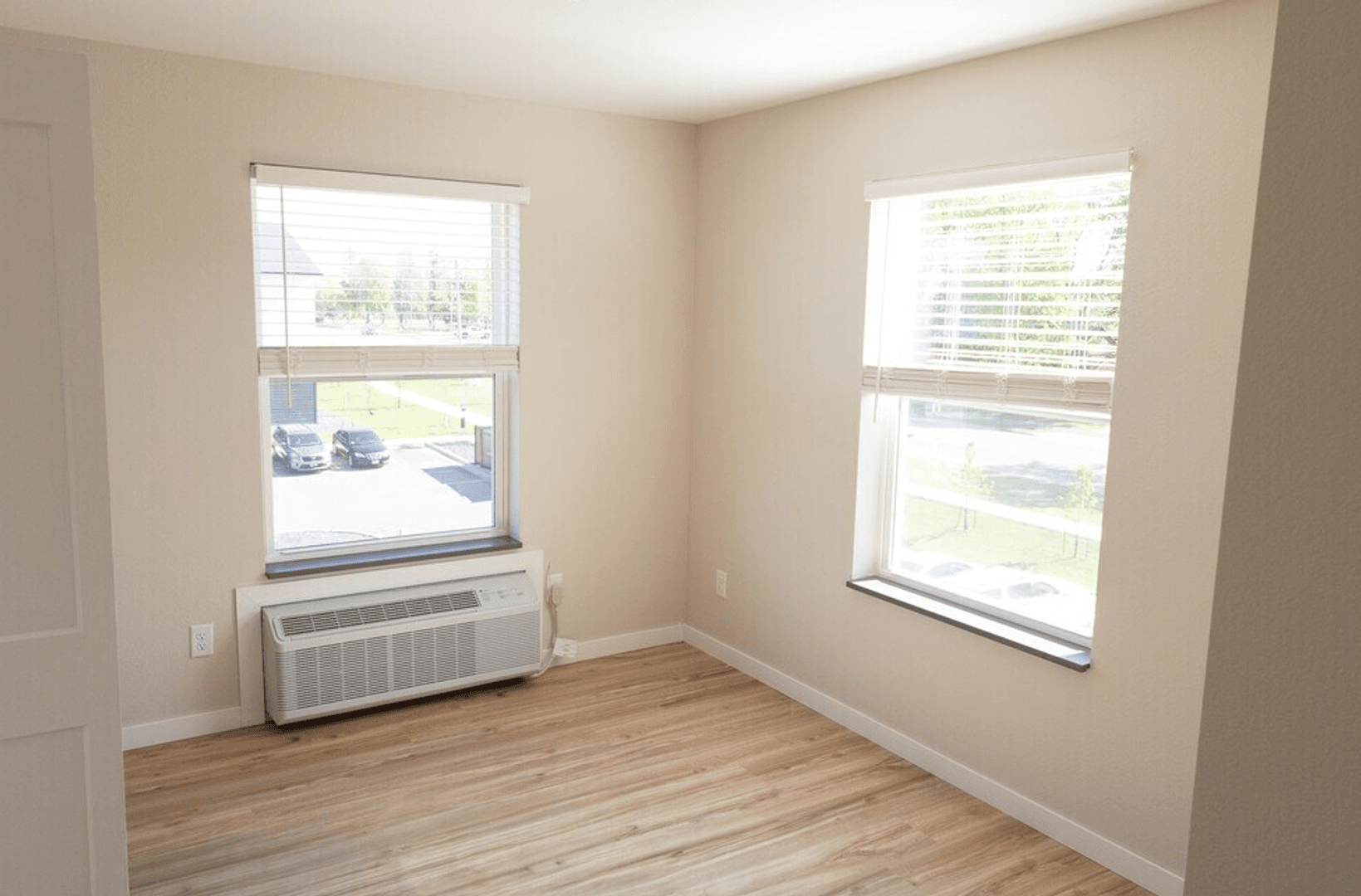 Morris Apartment: 506 Columbia Avenue