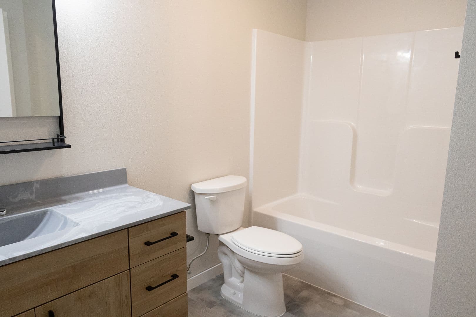 Faribault Apartment: 1740 Willow Street