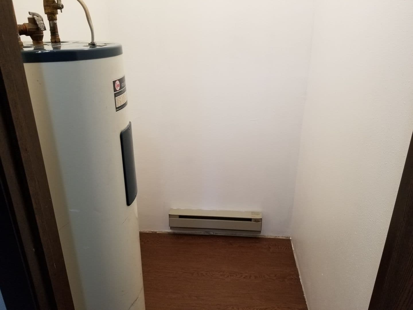 Fergus Falls Apartment: 407 West Fir Avenue