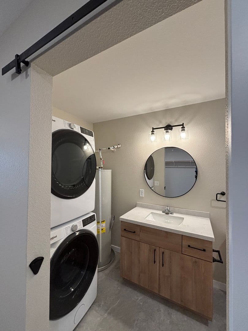Morris Apartment: 506 Columbia Avenue
