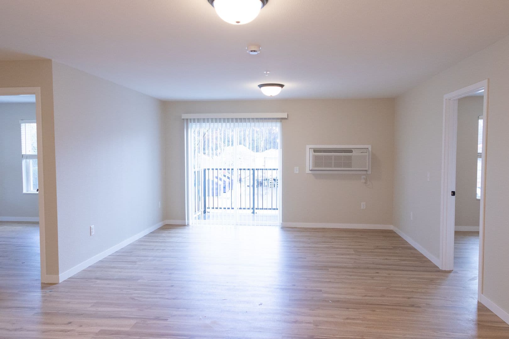 Alexandria Apartment: 1825 Oakview Ave SE