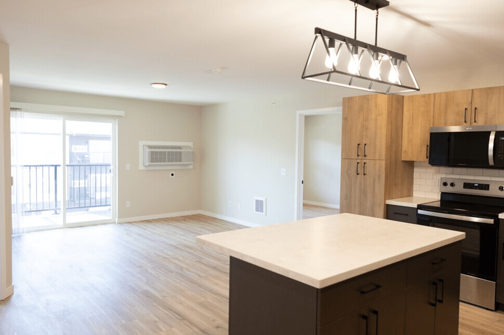 Morris Apartment: 506 Columbia Avenue